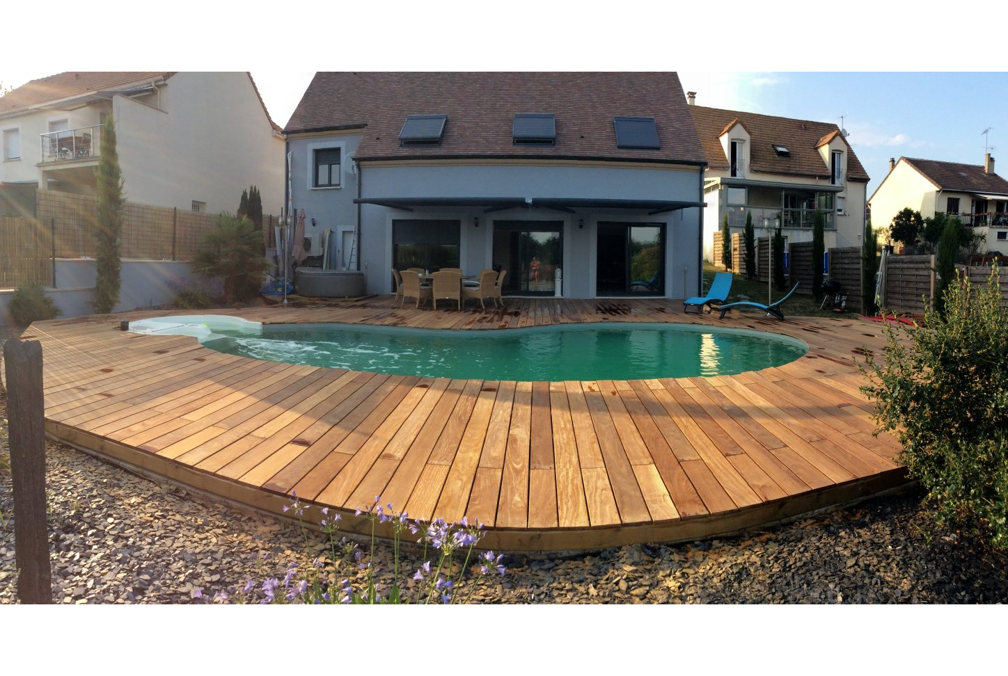  Terrasse en bois massif