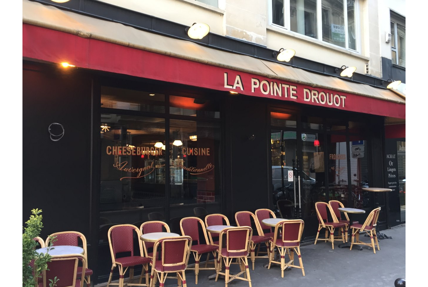  Façade Bistrot La Pointe Drouot